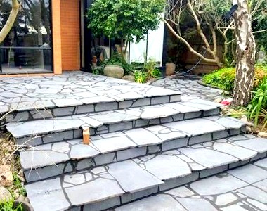 bluestone crazy pavers steps and stair natiarl stone tiles